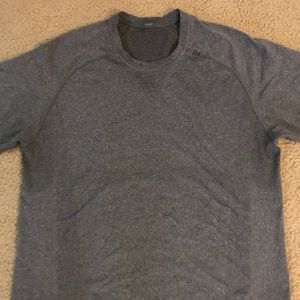 Lululemon Men’s Metal Vent Short Sleeve Shirt